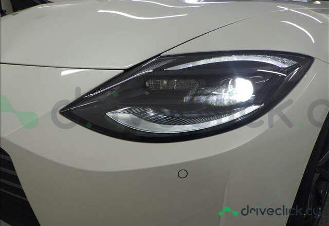 Nissan Fairlady Z White