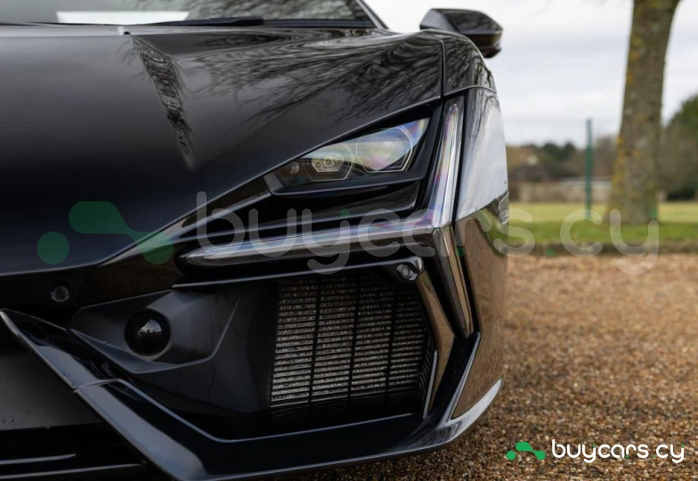 Lamborghini Revuelto Black