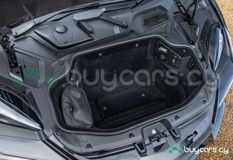 Lamborghini Revuelto Black