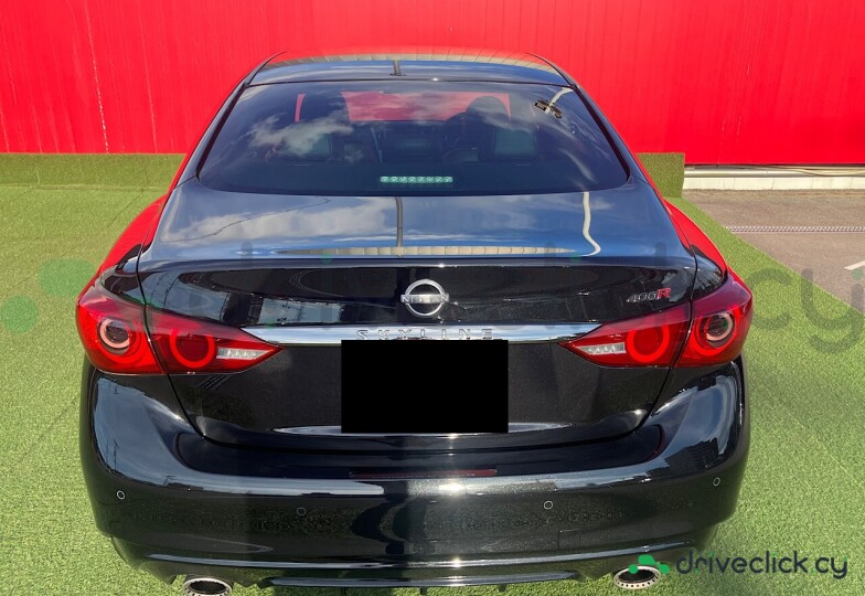 Nissan Skyline Black