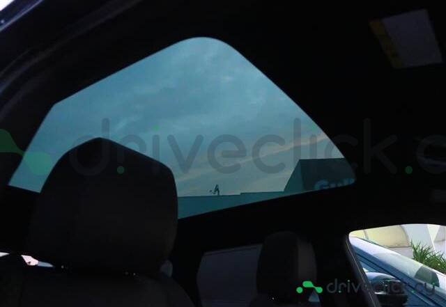 Land Rover Range Rover Evoque Brown