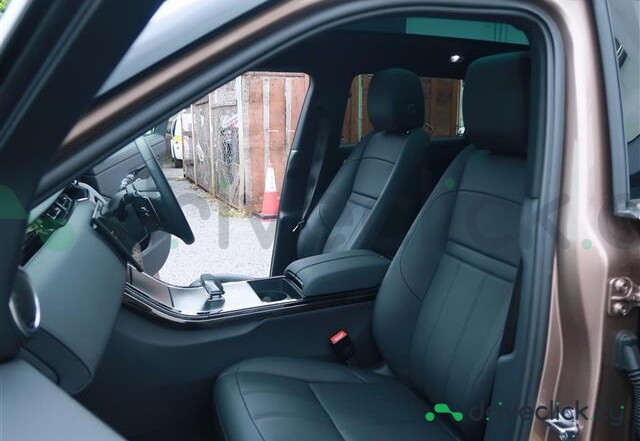 Land Rover Range Rover Evoque Brown