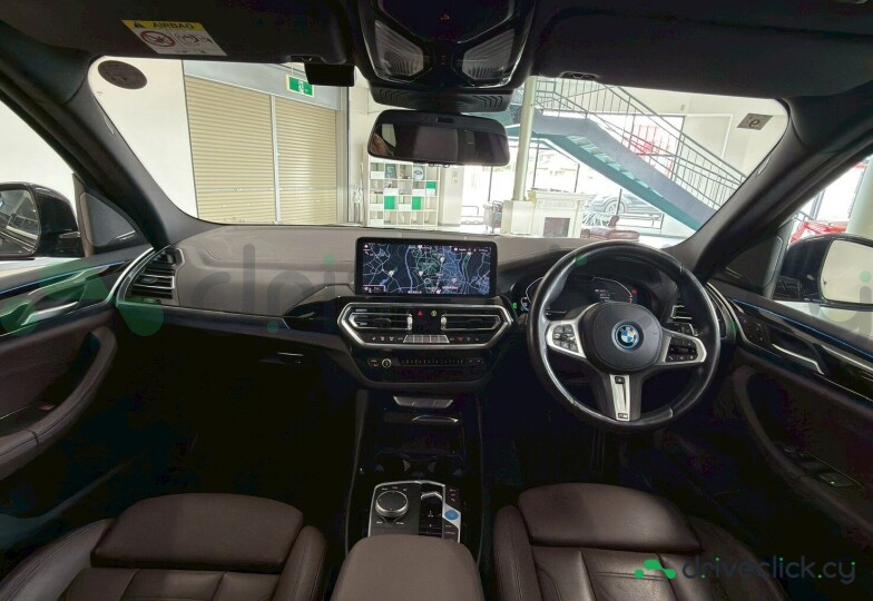 BMW iX3 Черный