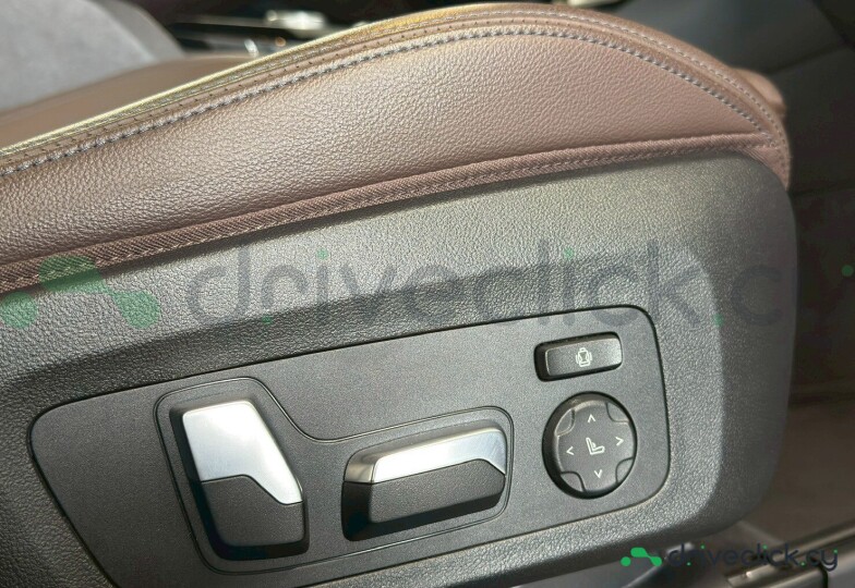 BMW iX3 Черный