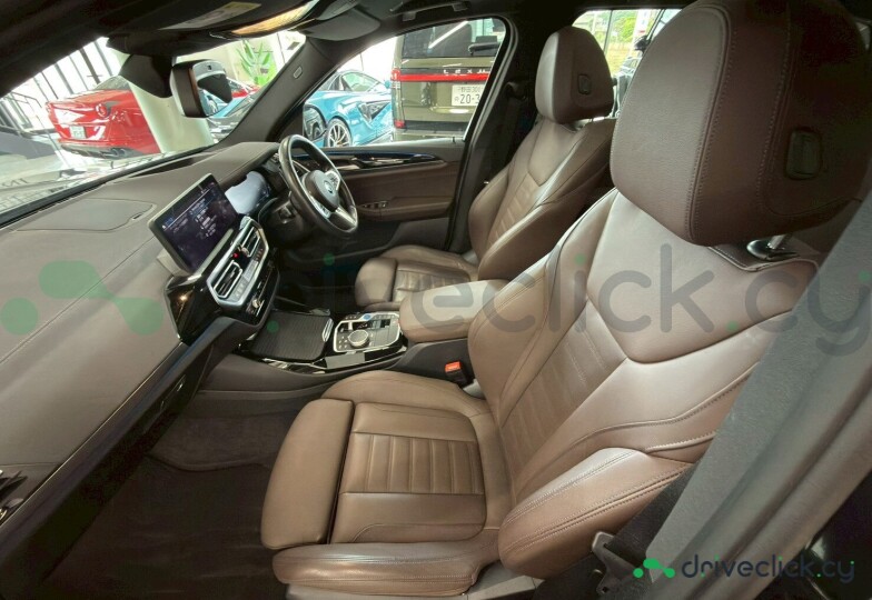 BMW iX3 Черный