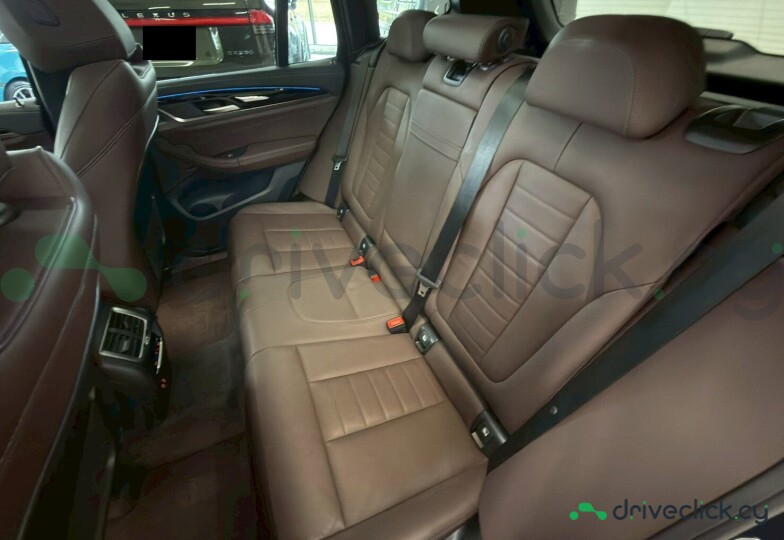 BMW iX3 Черный