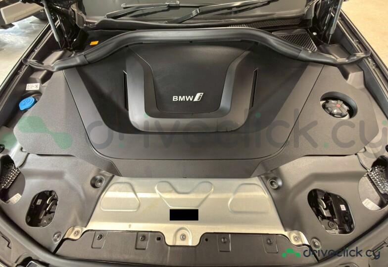 BMW iX3 Черный