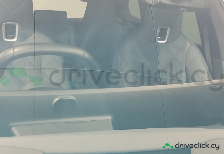 BMW iX Серый