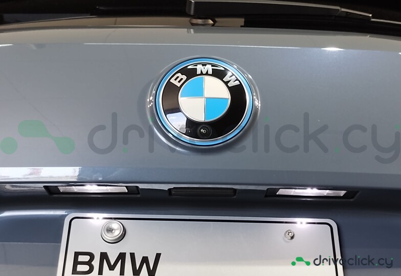 BMW iX Серый