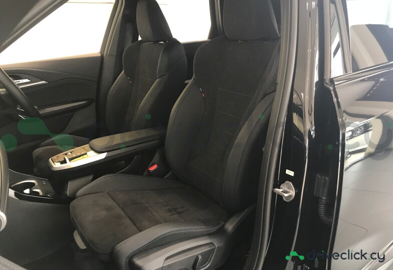 BMW iX1 Black