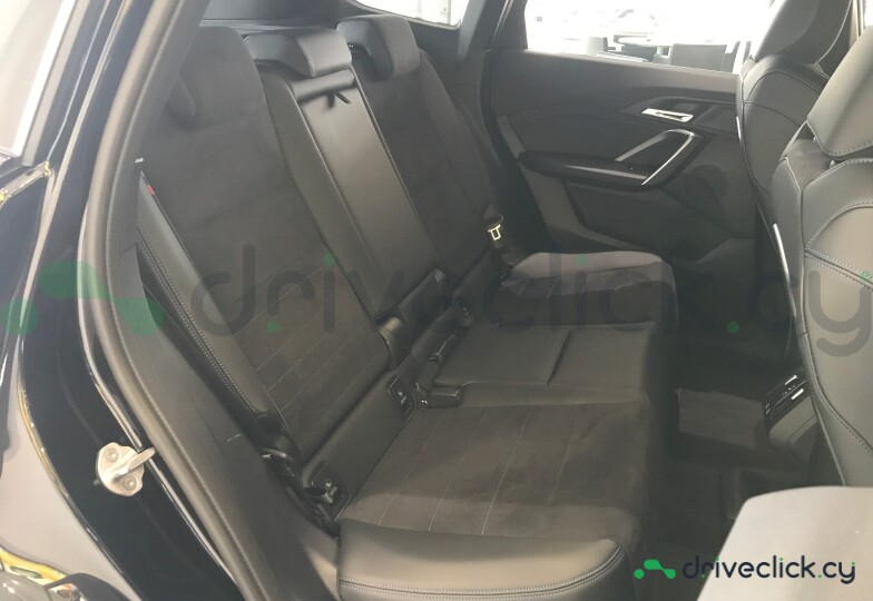 BMW iX1 Black