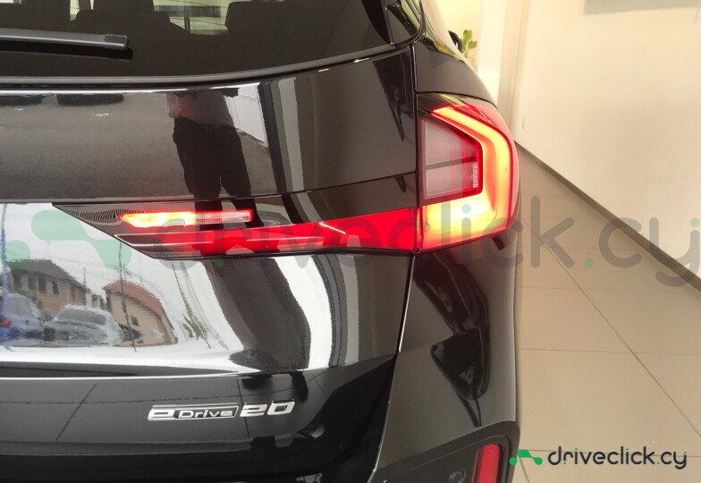 BMW iX1 Black