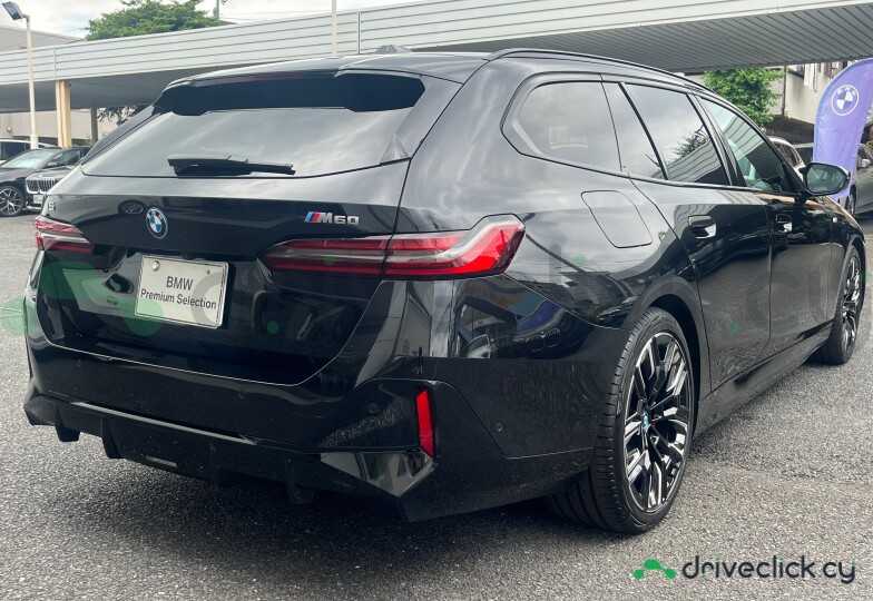 BMW i5 Black