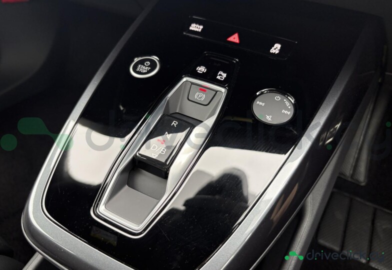 Audi Q4 e-tron Grey