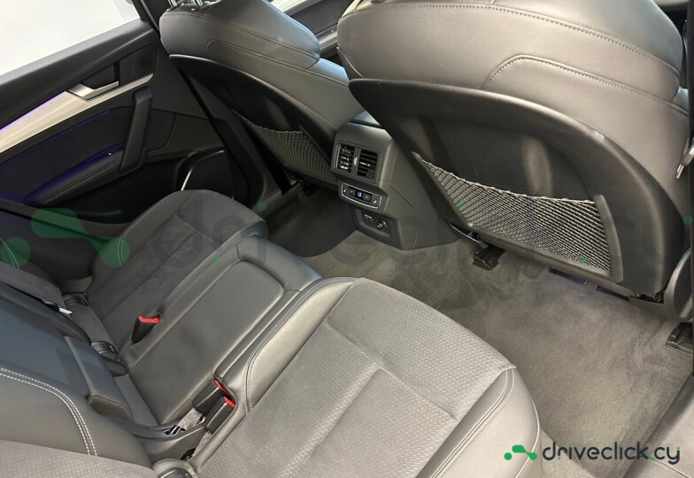 Audi Q5 Sportback Black