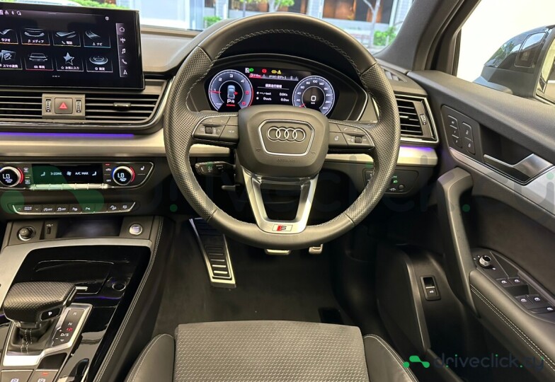Audi Q5 Sportback Black