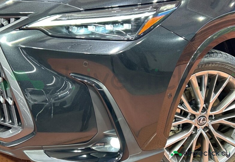 Lexus NX Черный