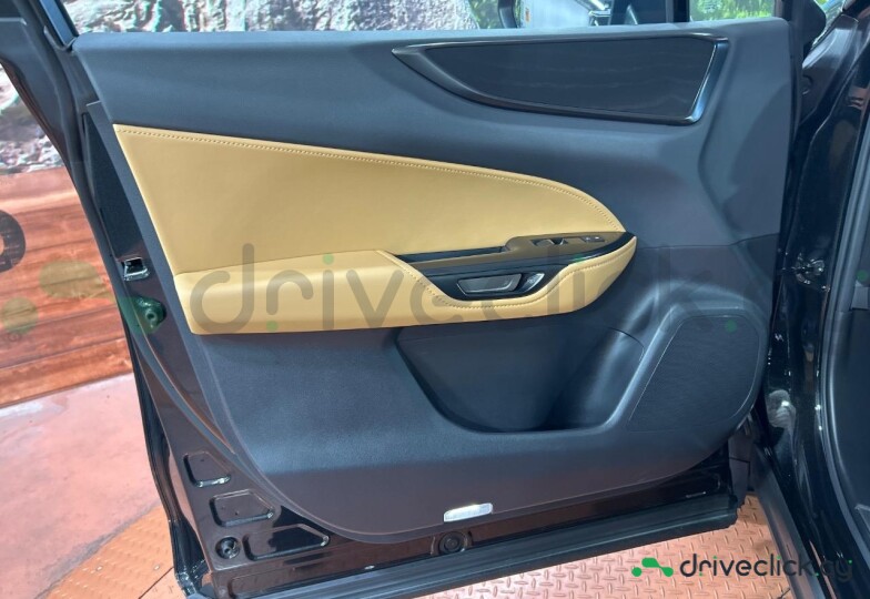 Lexus NX Черный