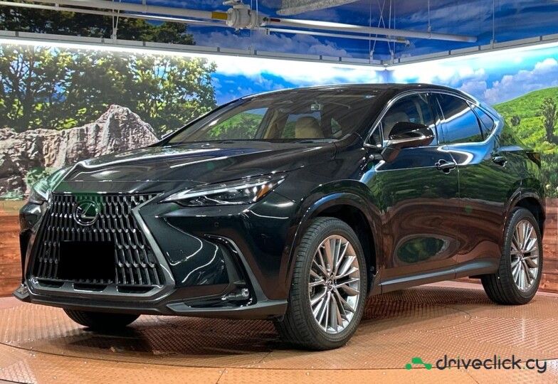 Lexus NX Черный