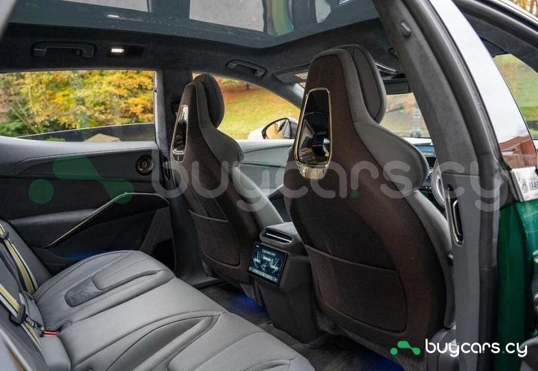 Lotus Eletre Зеленый