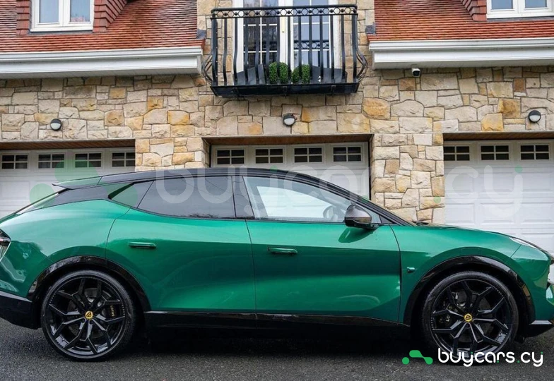 Lotus Eletre Зеленый