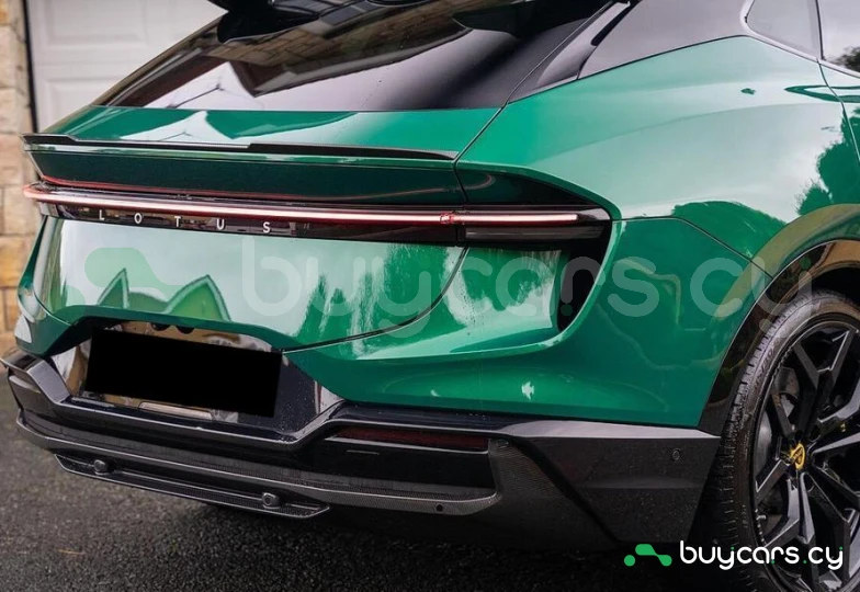 Lotus Eletre Зеленый