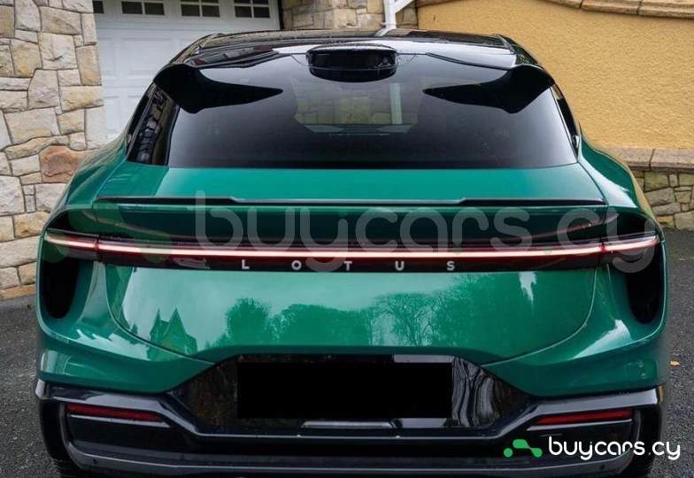 Lotus Eletre Зеленый