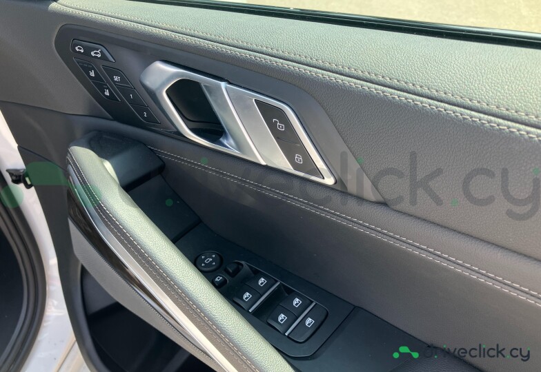 BMW X6 White