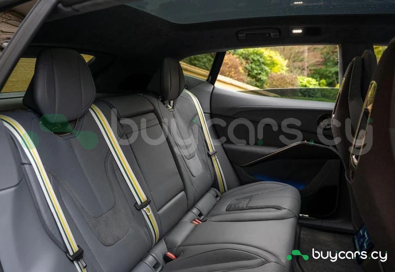 Lotus Eletre Зеленый