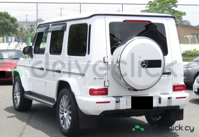 Mercedes G-class White