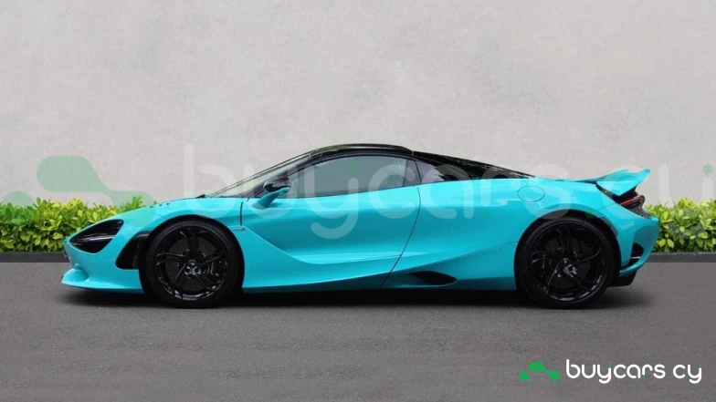 McLaren 750S Turquoise