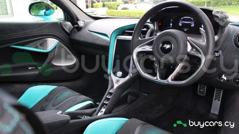 McLaren 750S Turquoise