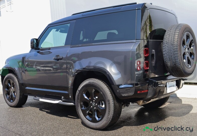 Land Rover Defender Grey