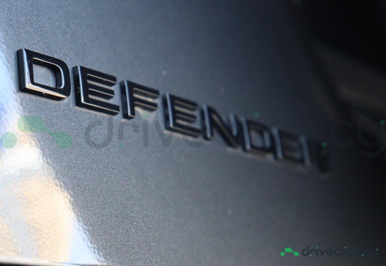 Land Rover Defender Grey