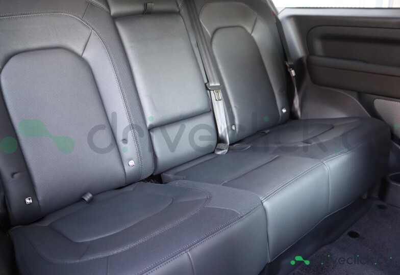 Land Rover Defender Grey