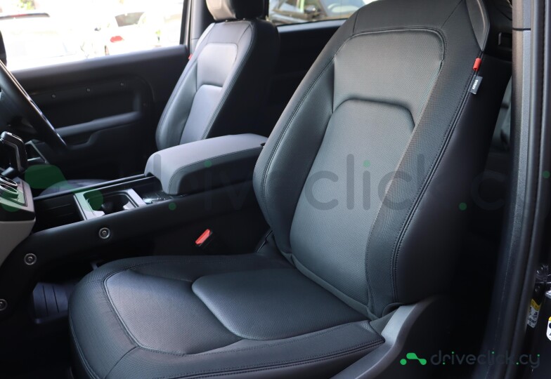 Land Rover Defender Grey