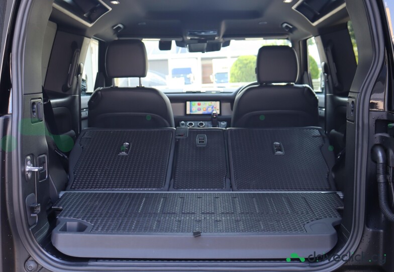 Land Rover Defender Grey