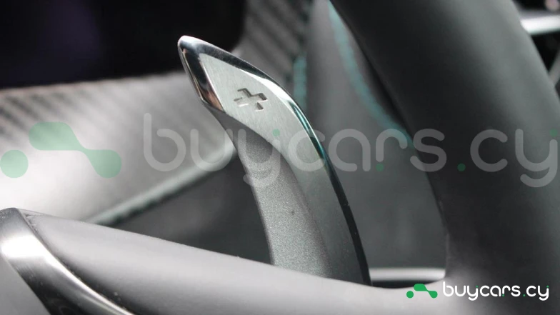 McLaren 750S Turquoise