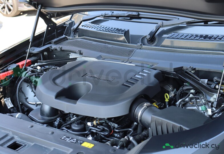 Land Rover Defender Grey