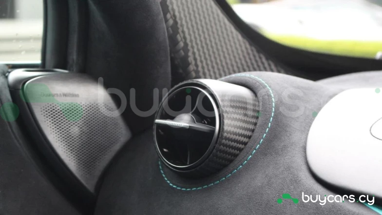 McLaren 750S Turquoise