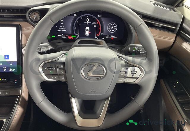 Lexus LBX Синий