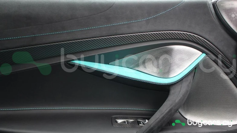 McLaren 750S Turquoise