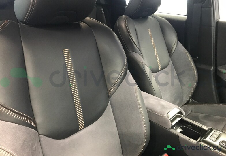 Lexus LBX Серый
