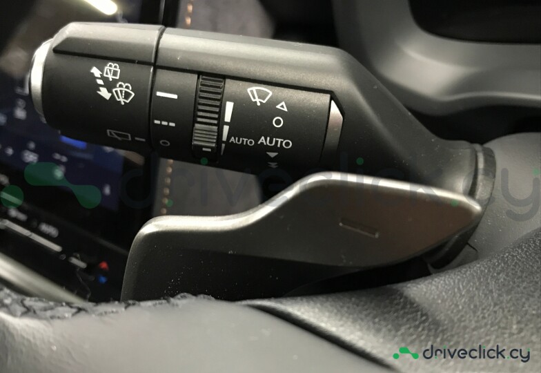 Lexus LBX Серый