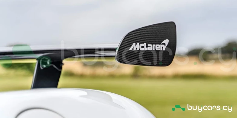 McLaren 620R White