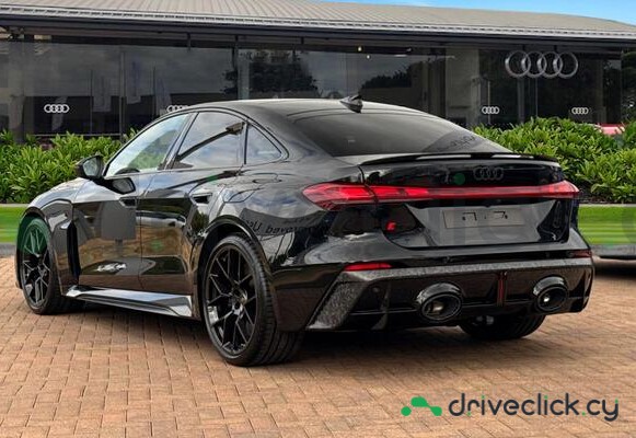 Audi RS5 Black