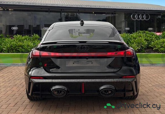 Audi RS5 Black