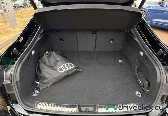 Audi RS5 Black