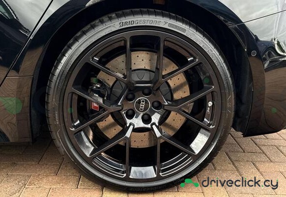 Audi RS5 Black
