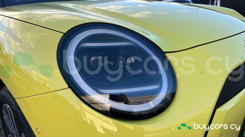 Mini Hatch Желтый